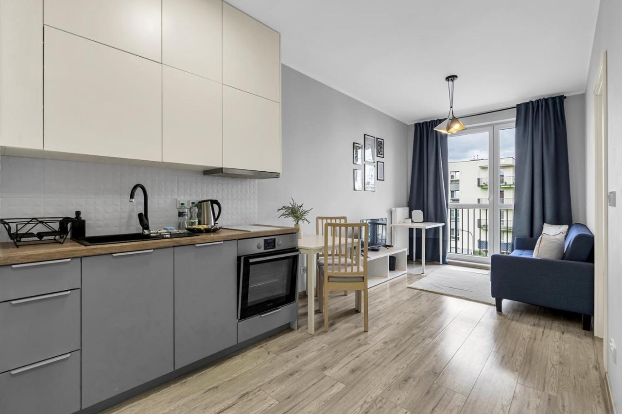 Wlochy Klinkierowa Comfort Apartment وارسو المظهر الخارجي الصورة